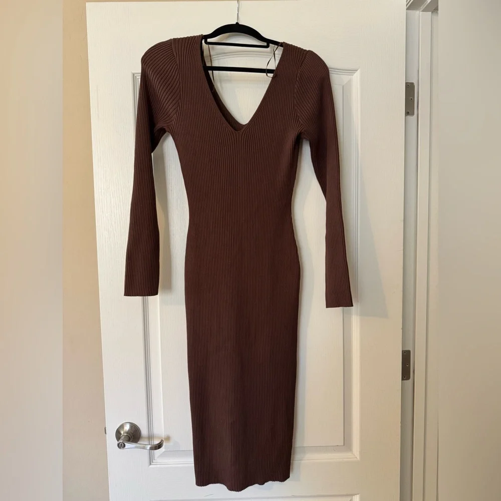 VICI - Wickson Ribbed Midi Sweater Dress - Picture 2 of 5